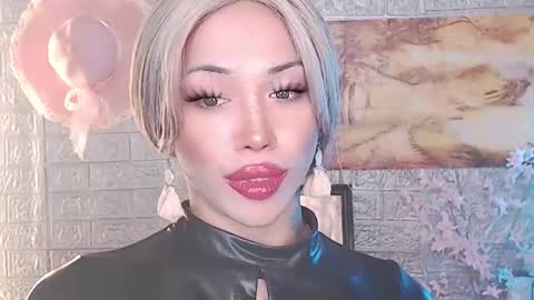 Amanda online show from April 2026 01:52:02 PM