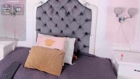 Valentina  online show from March 2026 12:20:01 PM