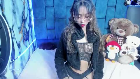 valentinaklean1 online show from April 2026 04:30:01 AM