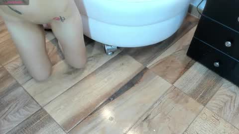 Valentina online show from February 2025 02:52:01 PM