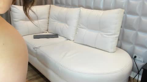 Valentina online show from February 2025 06:00:02 PM