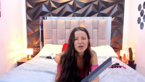 Valentina online show from October 2025 02:38:01 PM