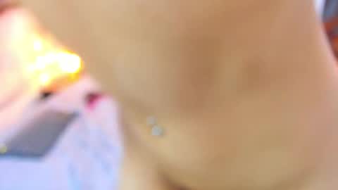 Valentina online show from November 2025 01:54:01 PM