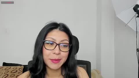 Valentina online show from August 2026 07:34:02 PM