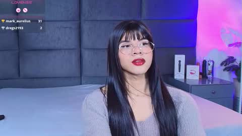 valentino moon online show from March 2026 11:11:01 PM