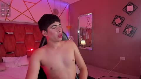 Snapshot of valentinosalvatore chatting on April 2026 04:46:01 AM Valentino online show from April 2026 04:46:01 AM