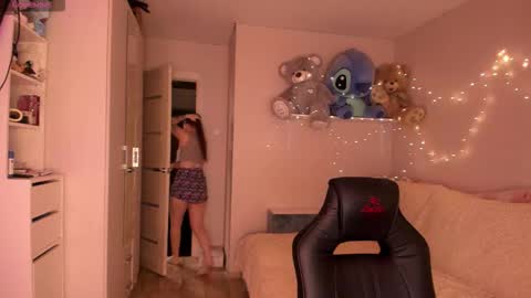 Lera online show from February 2026 01:54:01 PM