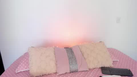valeriekhaleesi online show from July 2026 06:34:02 PM
