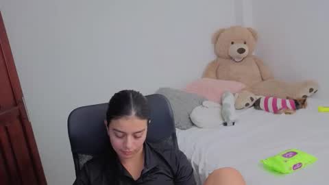 Juli C online show from February 2026 01:15:01 AM