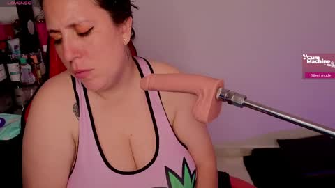 Snapshot of valeryadams_1 chatting on May 2026 03:00:01 AM valery adams online show from May 2026 03:00:01 AM