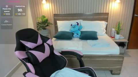 Snapshot of valeryn_rosse chatting on July 2026 07:05:02 PM valeryn rosse online show from July 2026 07:05:02 PM