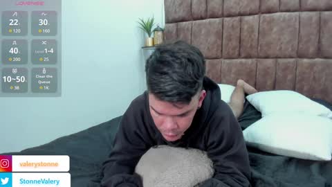 Valery Stonne  online show from February 2025 11:34:02 PM