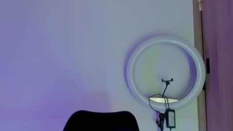 Valezny V online show from April 2026 04:59:01 PM