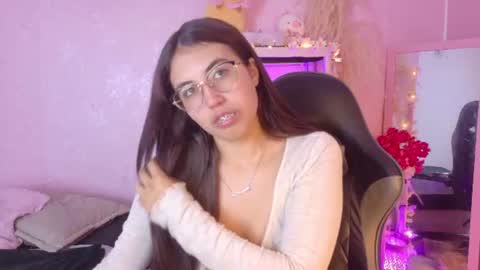 Snapshot of valk_diaz chatting on June 2026 04:34:02 AM Valk online show from June 2026 04:34:02 AM