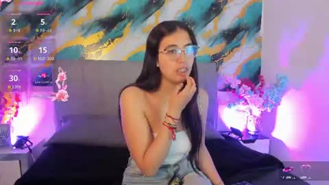 Snapshot of valk_diaz chatting on June 2026 04:35:02 AM Valk online show from June 2026 04:35:02 AM