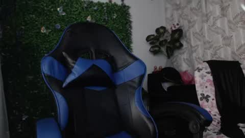 valquiria_sirgun online show from July 2026 09:37:01 AM