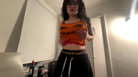 vampgatita online show from January 2026 01:08:02 AM