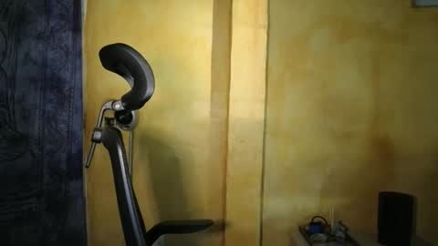 vampwoman online show from April 2026 06:35:02 AM