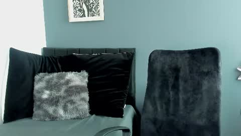 vanes_hontter online show from July 2026 02:52:01 PM