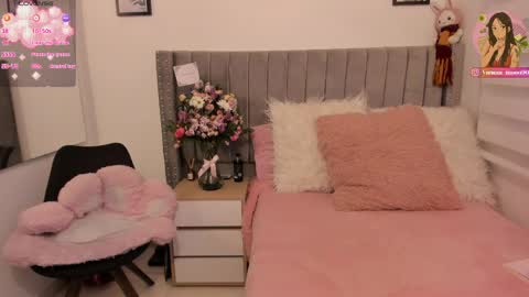 vanesa_moon_ online show from April 2026 12:04:01 AM