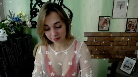 Snapshot of vanessa_joy_ chatting on January 2025 11:53:02 AM Vanessa online show from January 2025 11:53:02 AM