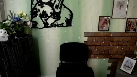 Snapshot of vanessa_joy_ chatting on January 2025 12:22:02 PM Vanessa online show from January 2025 12:22:02 PM