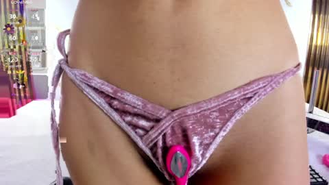 Vanessa online show from April 2026 08:24:02 PM