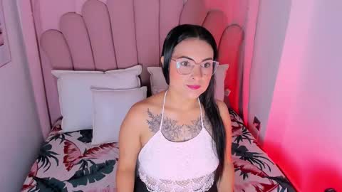 vanessamirren online show from October 2025 11:32:02 AM