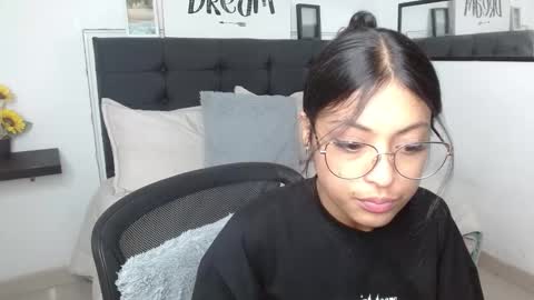 vane online show from September 2025 10:44:01 PM