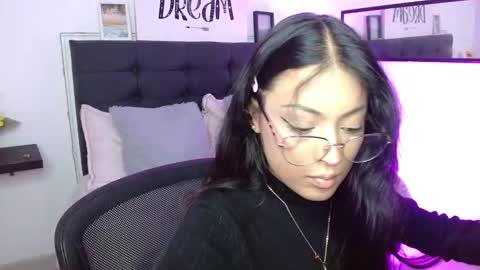 vane online show from September 2025 07:41:01 PM