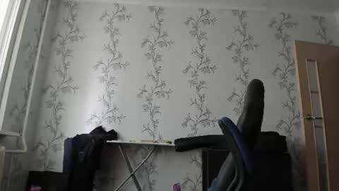 Snapshot of vano_822 chatting on June 2026 07:03:01 AM vano_822 online show from June 2026 07:03:01 AM