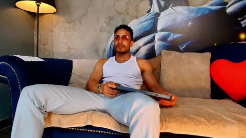 Vans Ross online show from February 2026 07:11:01 PM