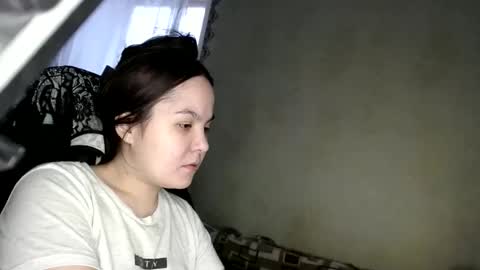 Var Kiss online show from December 2025 05:46:01 AM