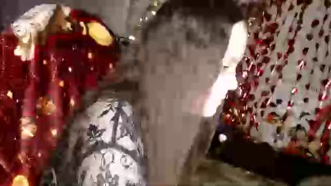 Var Kiss online show from April 2026 04:18:01 PM