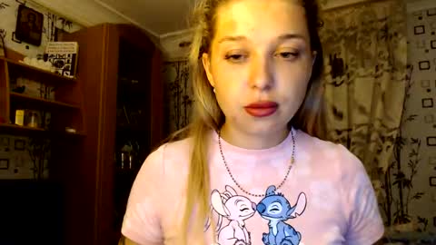 Vasyllyna online show from May 2026 11:35:01 PM
