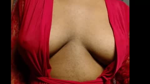 Snapshot of vee62 chatting on June 2026 02:53:01 AM vee62 online show from June 2026 02:53:01 AM