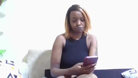 Snapshot of veey_dellah chatting on December 2025 09:17:01 AM veey online show from December 2025 09:17:01 AM