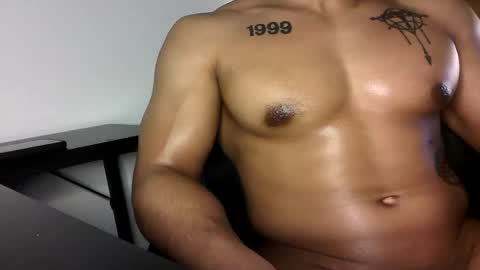 Vegas Love online show from May 2026 04:31:02 AM