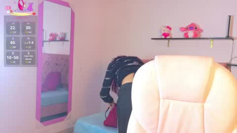Snapshot of velinahoneyy chatting on June 2026 01:10:02 PM velinahoneyy online show from June 2026 01:10:02 PM