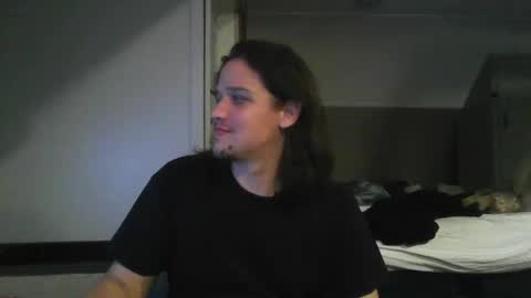 Snapshot of velish191 chatting on March 2025 03:32:02 AM velish191 online show from March 2025 03:32:02 AM