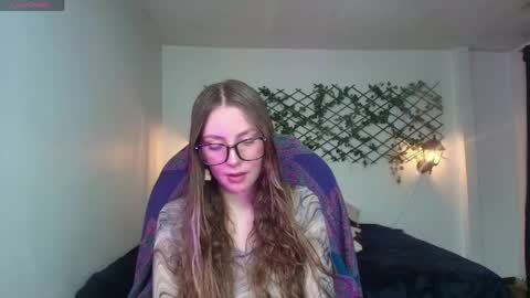 Sophi  online show from March 2026 11:49:02 PM