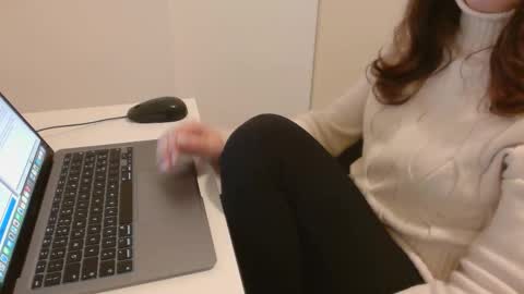 Velvet Desiree online show from February 2026 06:03:01 PM