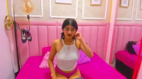 velvet_giirll online show from July 2026 01:37:01 PM
