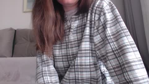 velvetmoon123 online show from April 2026 06:22:01 AM