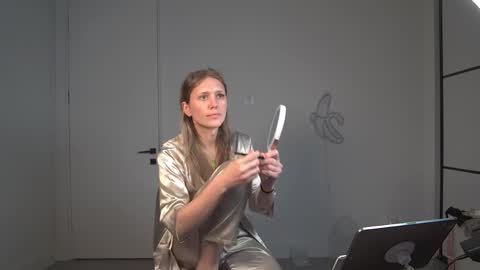 VelvetTGirl online show from April 2026 05:30:01 AM