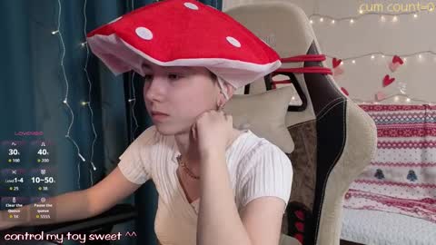 CLEOshort hair  TIna long hair  online show from February 2026 01:14:02 PM