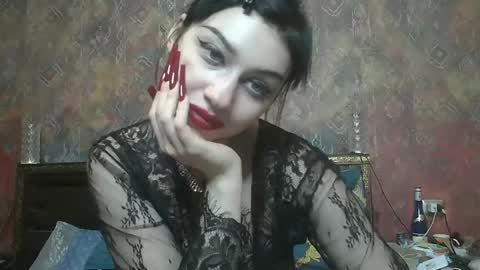 Naly online show from November 2025 05:48:01 PM