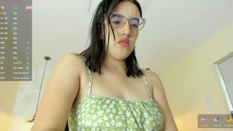 Snapshot of venusgreys1 chatting on June 2026 12:10:01 PM VENUS online show from June 2026 12:10:01 PM