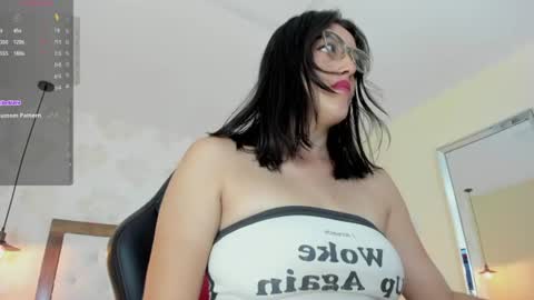 Snapshot of venusgreys1 chatting on July 2026 12:09:01 PM VENUS online show from July 2026 12:09:01 PM