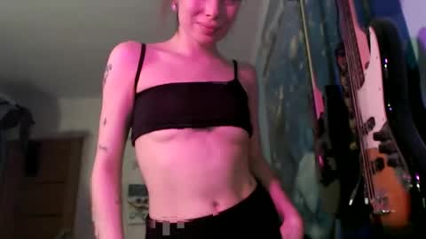 venusxsweetxangel online show from November 2025 03:04:01 PM